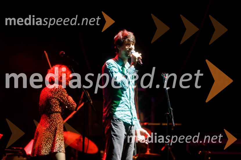 Nosil bom rdečo zvezdo