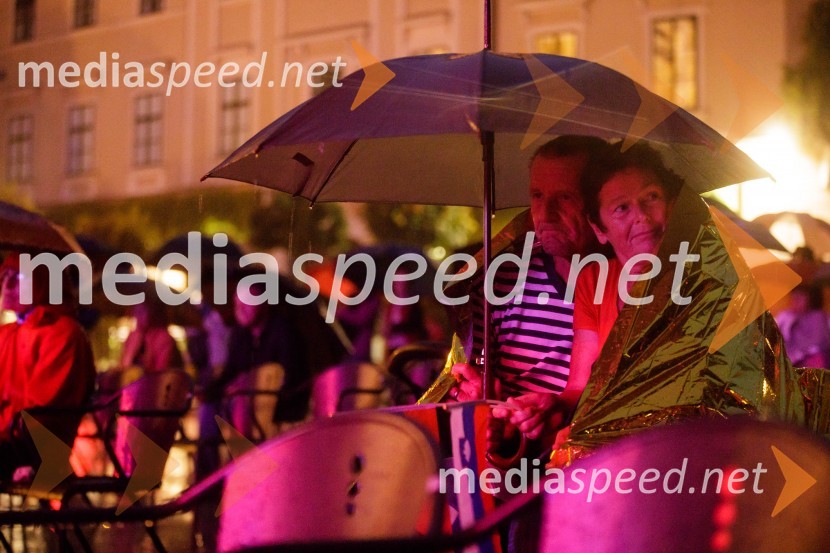 Nosil bom rdečo zvezdo