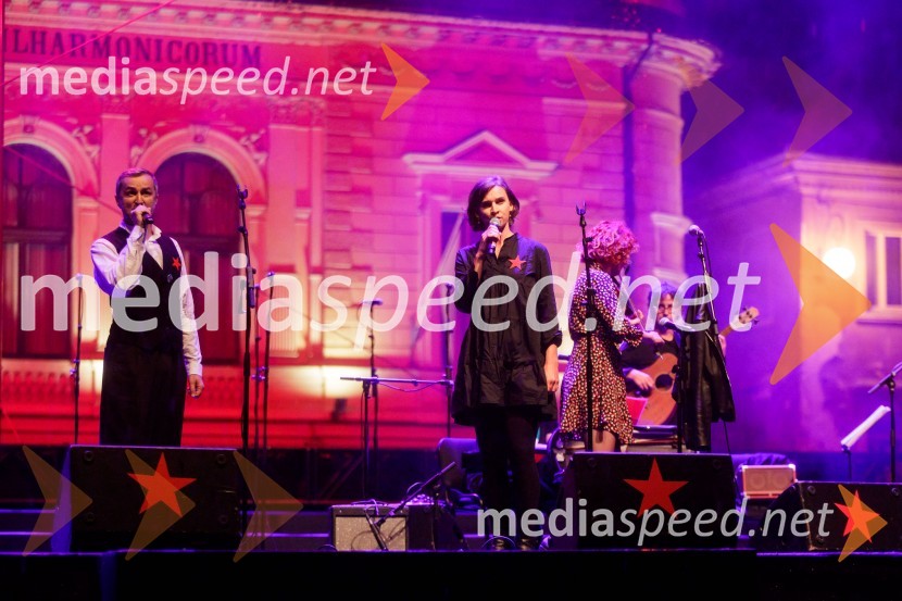 Nosil bom rdečo zvezdo