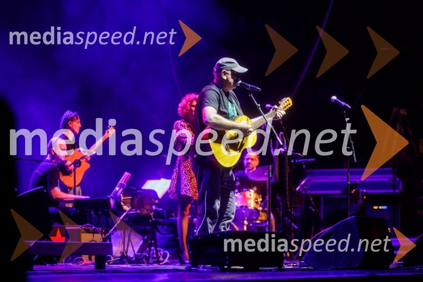 Nosil bom rdečo zvezdo