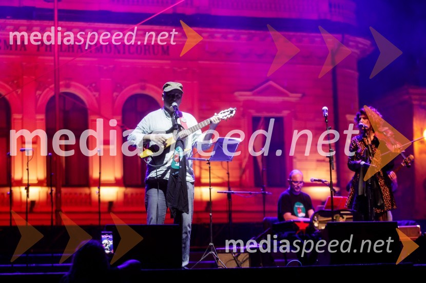 Nosil bom rdečo zvezdo