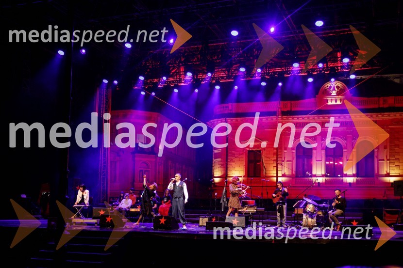 Nosil bom rdečo zvezdo