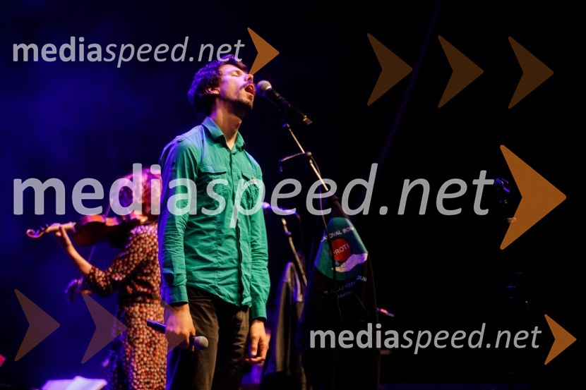 Nosil bom rdečo zvezdo