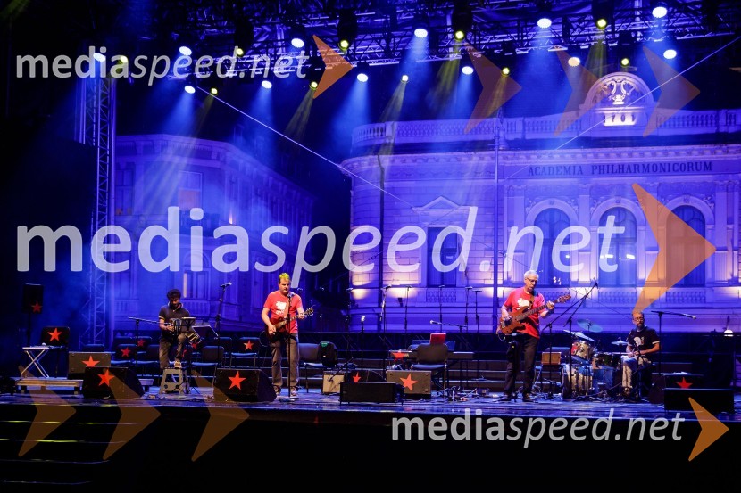 Nosil bom rdečo zvezdo