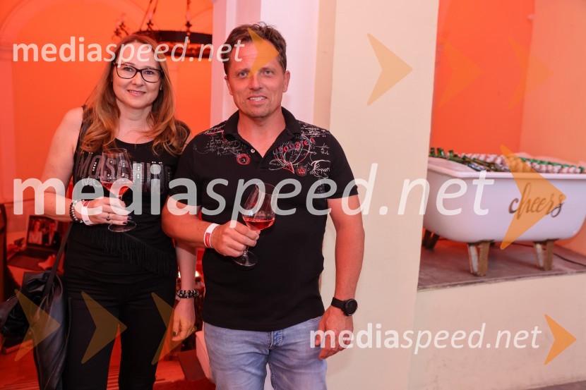 Nova KBM tudi letos na Festivalu Lent poskrbela za izviren poletni večer