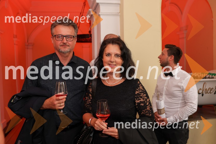 Nova KBM tudi letos na Festivalu Lent poskrbela za izviren poletni večer