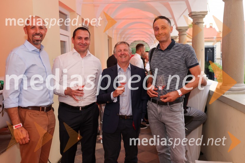 Nova KBM tudi letos na Festivalu Lent poskrbela za izviren poletni večer