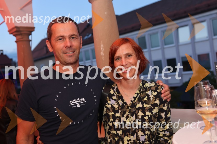 Nova KBM tudi letos na Festivalu Lent poskrbela za izviren poletni večer