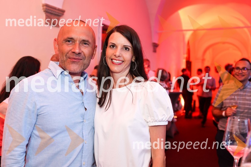 Nova KBM tudi letos na Festivalu Lent poskrbela za izviren poletni večer