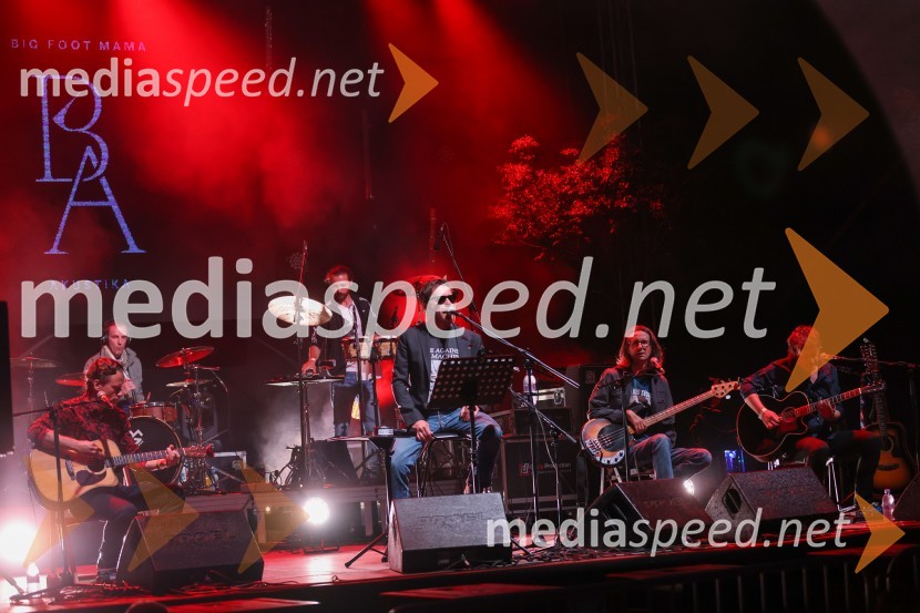 Nova KBM tudi letos na Festivalu Lent poskrbela za izviren poletni večer