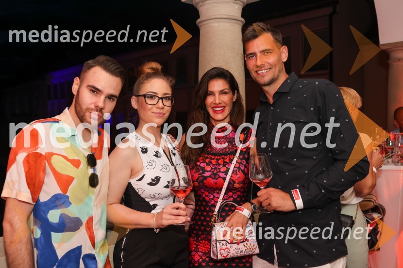 Nova KBM tudi letos na Festivalu Lent poskrbela za izviren poletni večer