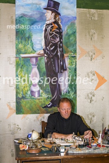  Milan Slavič, lastnik in upravljalec gradu FalaGrad Fala in njen graščak Milan Slavič