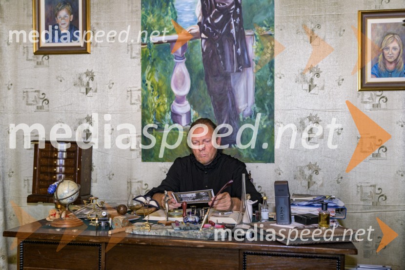  Milan Slavič, lastnik in upravljalec gradu FalaGrad Fala in njen graščak Milan Slavič