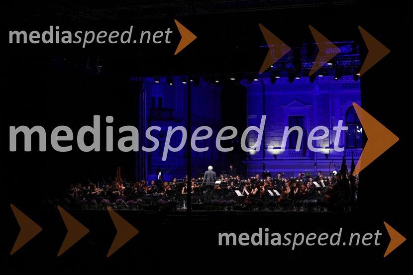 Simfonični orkester Furlanije - Julijske krajineDantejevih 700 in filmska glasba Nicole Piovanija, Festival Ljubljana