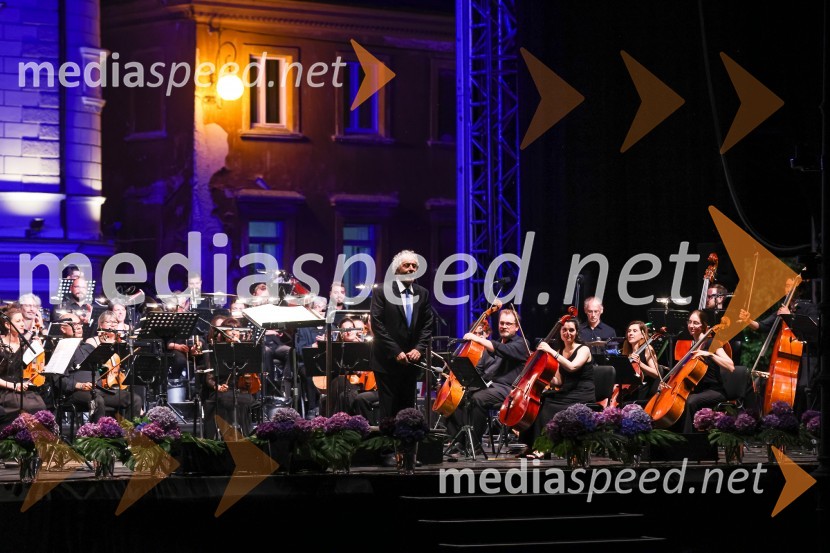 Simfonični orkester Furlanije - Julijske krajineDantejevih 700 in filmska glasba Nicole Piovanija, Festival Ljubljana