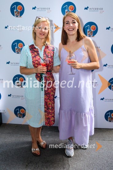 10 let salona keramike INTERRIER SHOWROOM