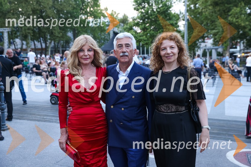  Darja Kuhar Kotnik, soustanoviteljica in podpredsednica Društva za zdravje naroda;  Rajko Kotnik, državni pravobranilec, bivši predsednik Lions Ljubljana Rožnik;  ... Plácido Domingo, Festival Ljubjana