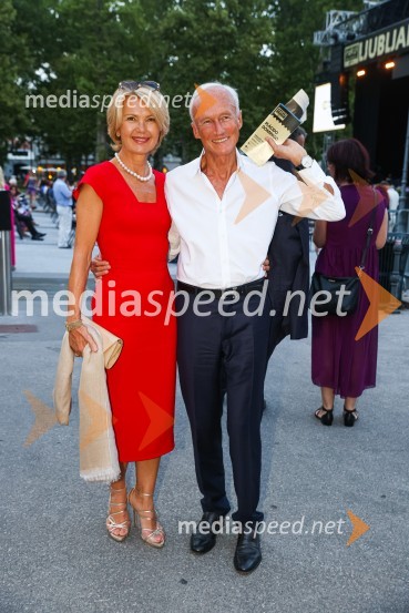  Nevenka Črešnar Pergar, lastnica in direktorica podjetja NP Consulting;  Janez Pergar, častni konzul Južnoafriške republikePlácido Domingo, Festival Ljubjana