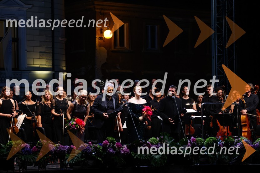  Sabina  Cvilak, operna pevka;  Plácido Domingo, tenorist;  Saioa Hernandez, operna pevka;  Jordi Bernácer, dirigentPlácido Domingo, Festival Ljubjana