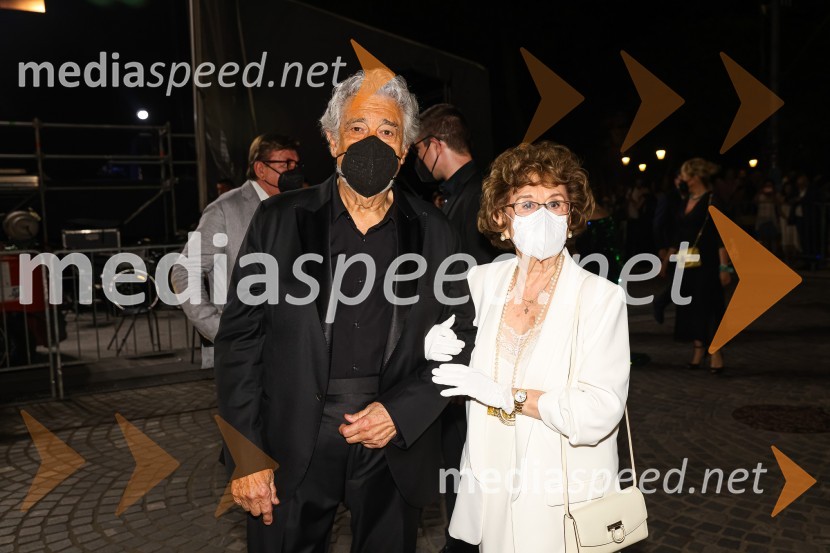  Plácido Domingo, tenorist;  Marta OrnelasPlácido Domingo, Festival Ljubjana