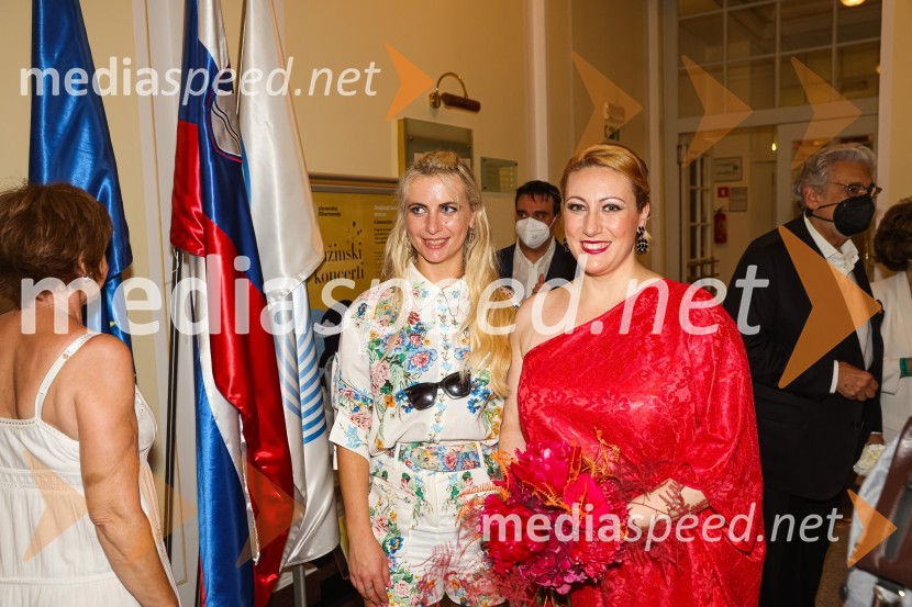  ... ;  Saioa Hernandez, operna pevkaPlácido Domingo, Festival Ljubjana