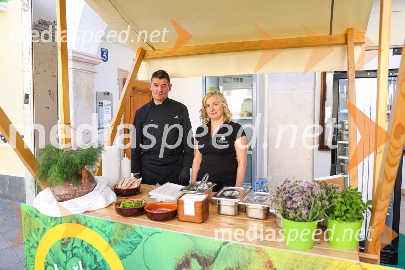 Pivo in cvetje 2021, petek