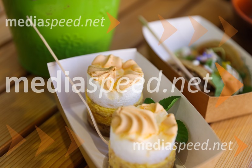 Pivo in cvetje 2021, petek