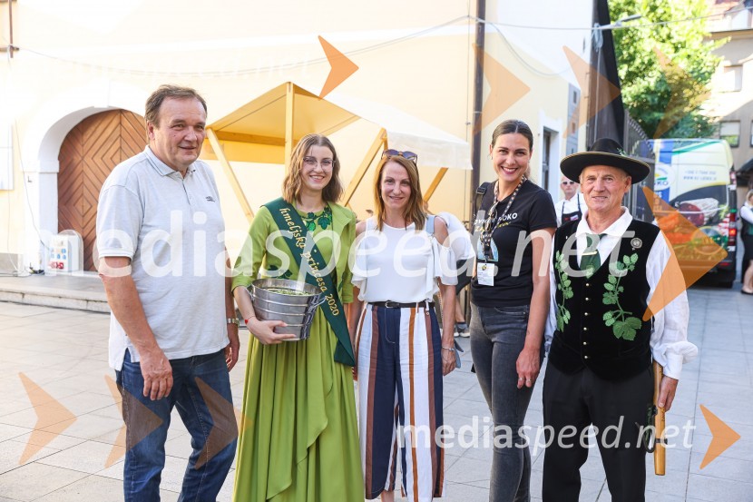  Franc Zdolšek, župan, občina Laško;  ... ;  ... ;  Tina Belej, STIK Laško, direktorica;  ... Pivo in cvetje 2021, petek