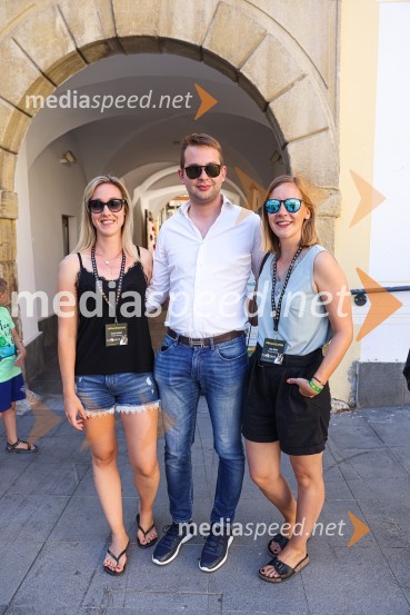 Pivo in cvetje 2021, petek