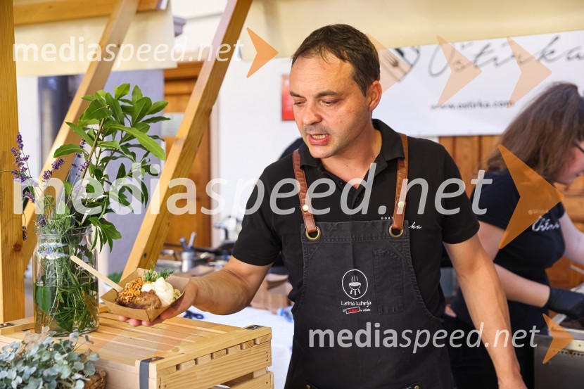 Pivo in cvetje 2021, petek