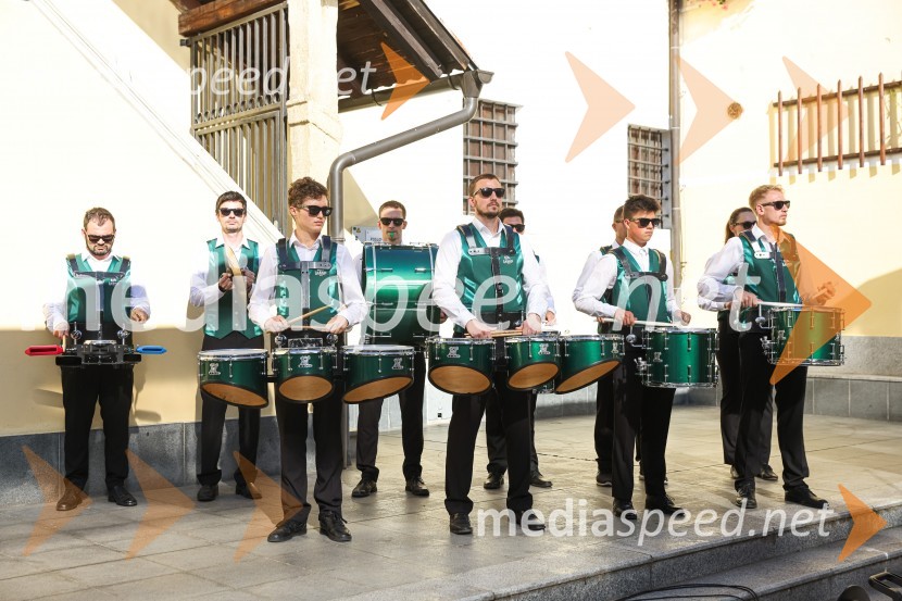 Pivo in cvetje 2021, petek