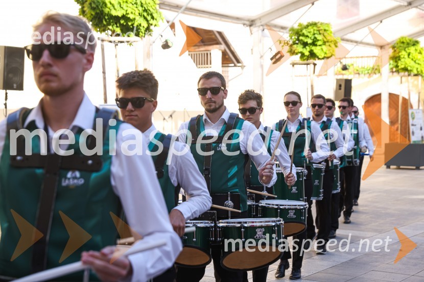 Pivo in cvetje 2021, petek