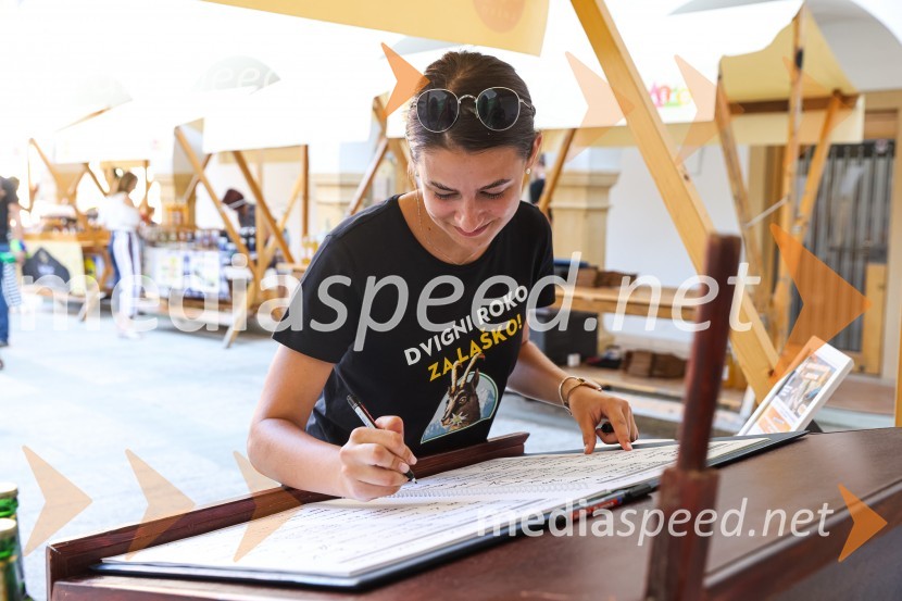  Tina Belej, STIK Laško, direktoricaPivo in cvetje 2021, petek