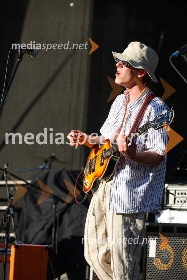 Pivo in cvetje 2021, petek