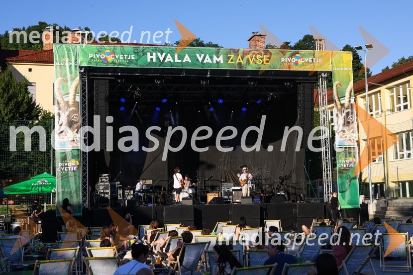 Pivo in cvetje 2021, petek