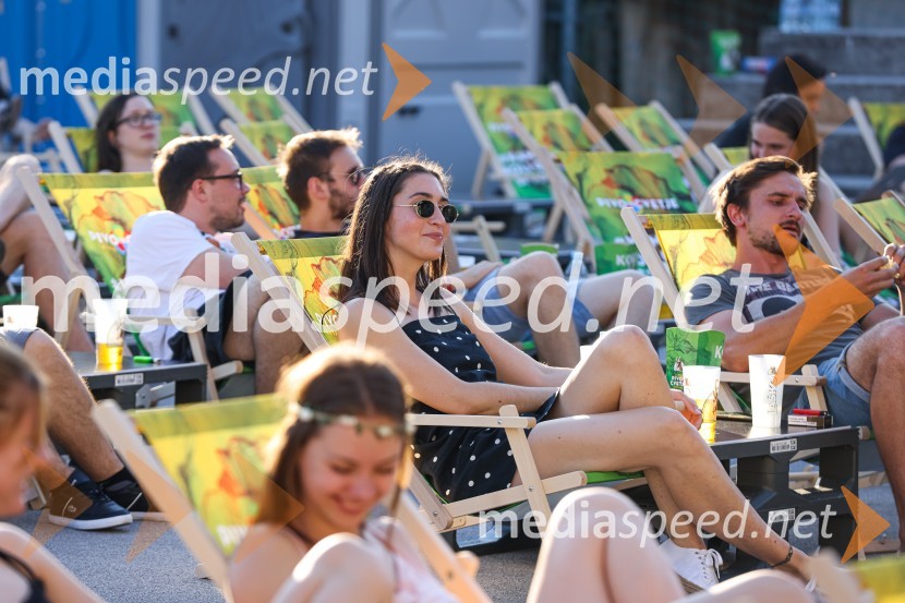 Pivo in cvetje 2021, petek