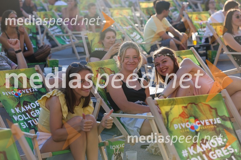 Pivo in cvetje 2021, petek