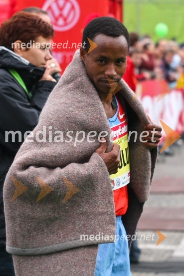 Amare Mulu (Etiopija), zmagovalec Ljubljanskega maratonaLjubljanski maraton