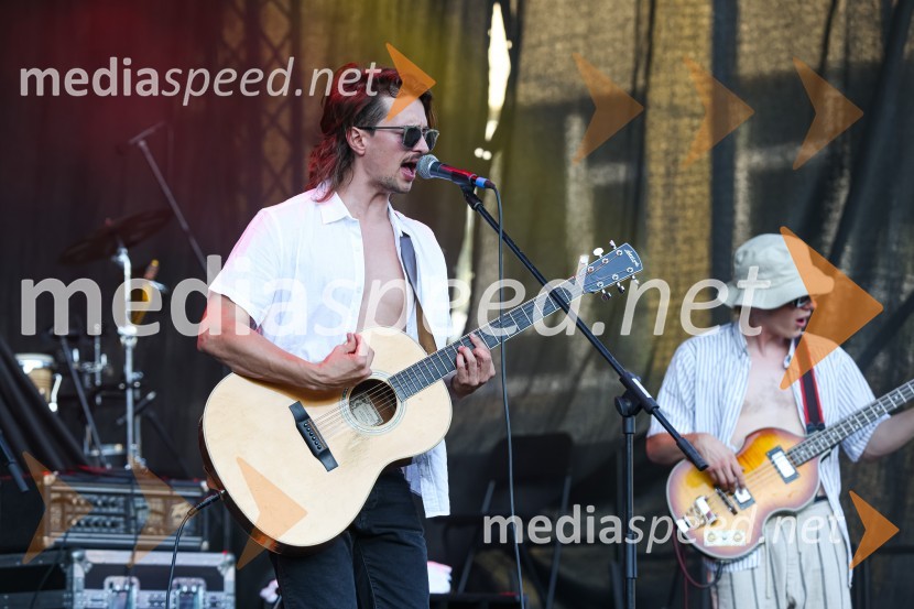 Pivo in cvetje 2021, petek