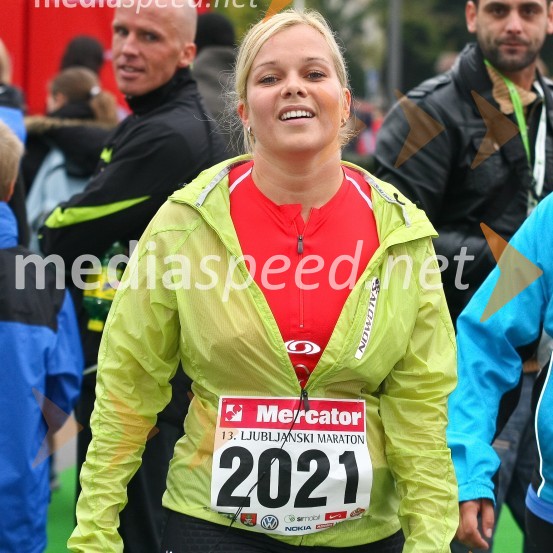 Špela Močnik, moderatorka Radia Hit in TV voditeljica, tekmovalka polmaratona (21 km)Ljubljanski maraton