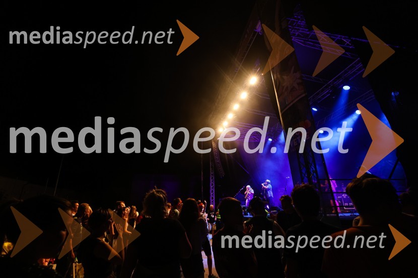 Pivo in cvetje 2021, petek