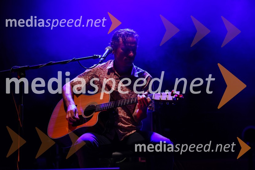 Pivo in cvetje 2021, petek