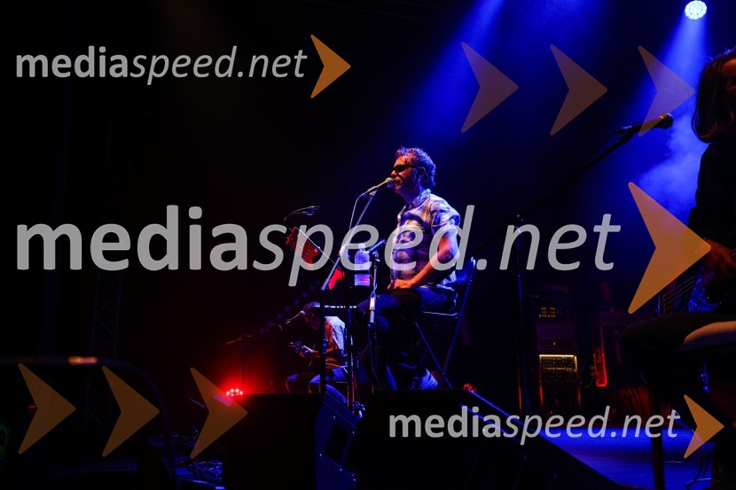 Pivo in cvetje 2021, petek