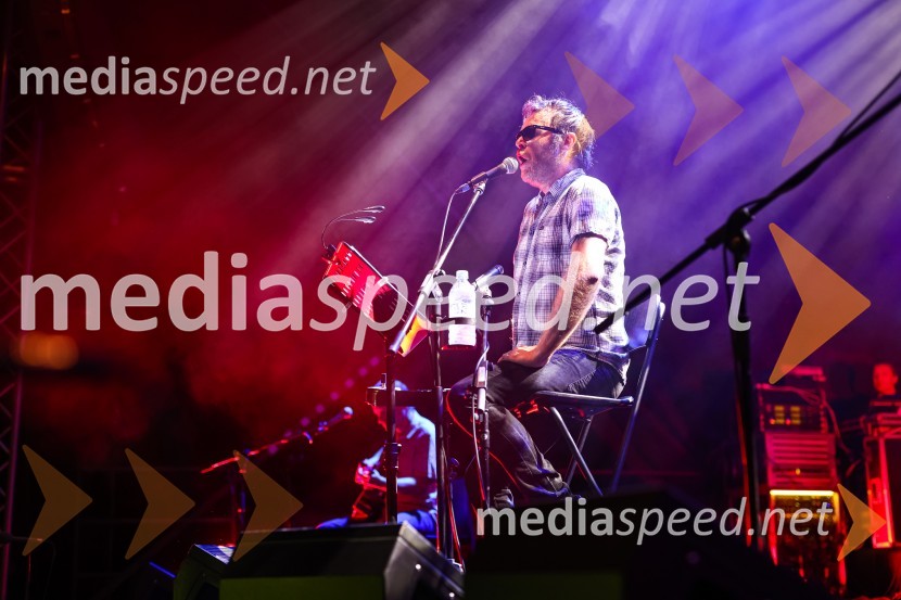 Pivo in cvetje 2021, petek