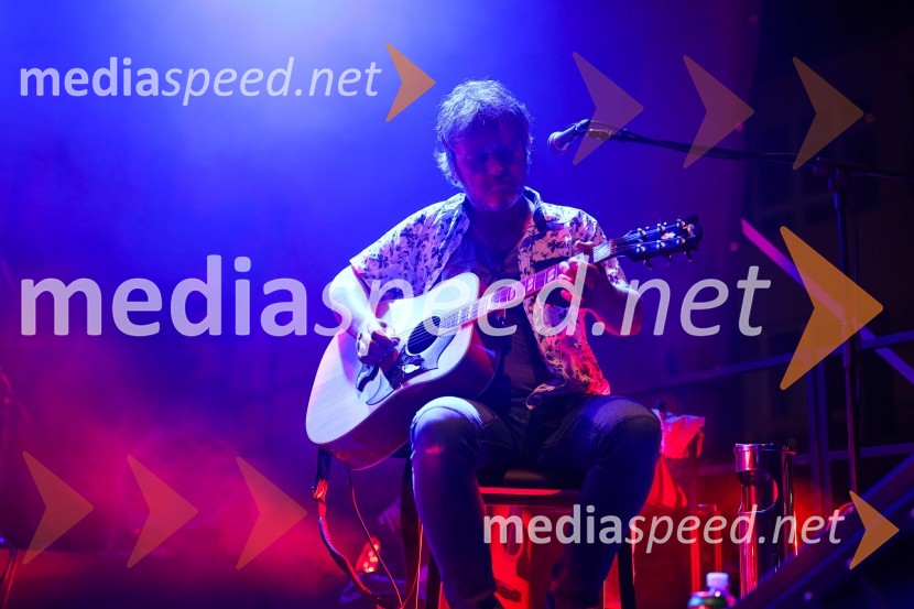 Pivo in cvetje 2021, petek