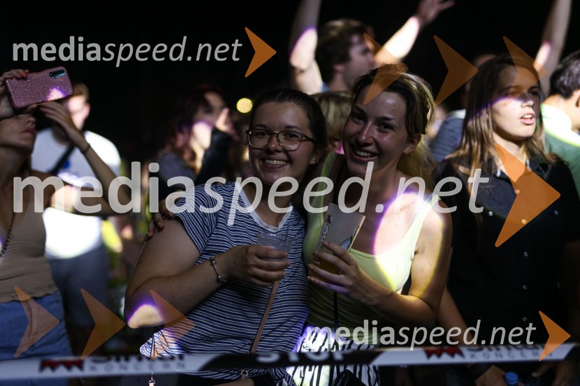 Pivo in cvetje 2021, petek