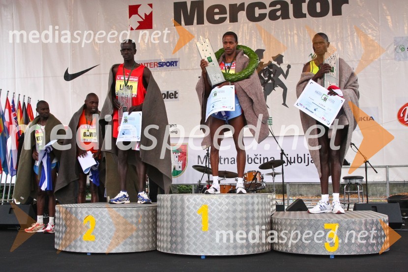 Ibrahim Limo (Kenija), drugouvrščeni na Ljubljanskem maratonu, Amare Mulu (Etiopija), zmagovalec in Peter Kwalia (Kenija), tretjeuvrščeniLjubljanski maraton
