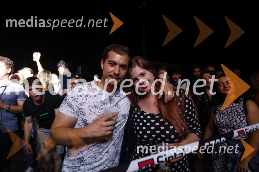 Pivo in cvetje 2021, petek