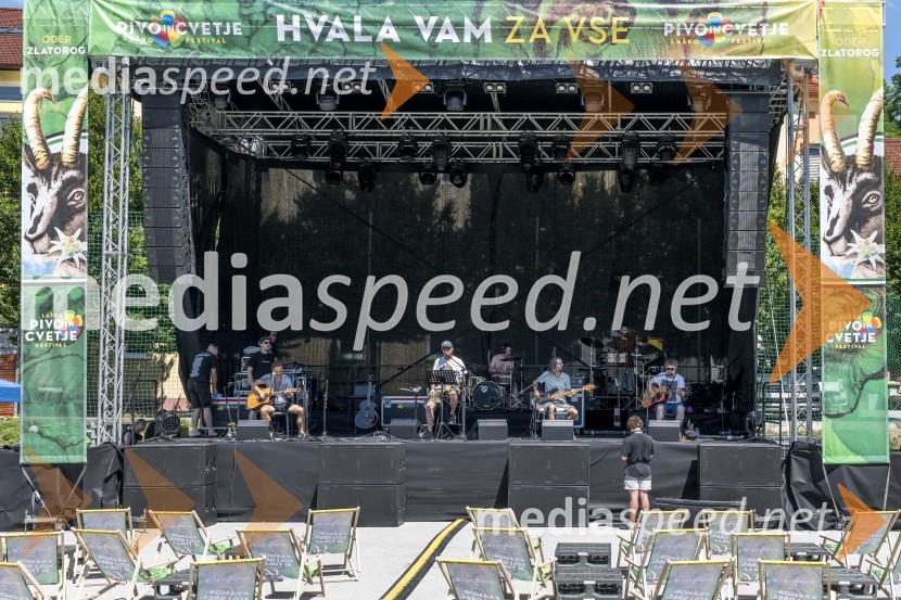 Pivo in cvetje 2021, petek