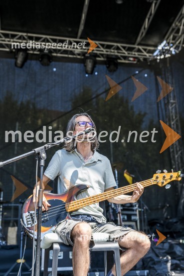 Pivo in cvetje 2021, petek